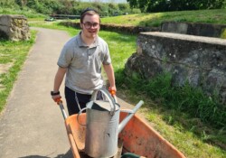 SUNDAY CLUB 26 Sunday Club gardening Step by Step